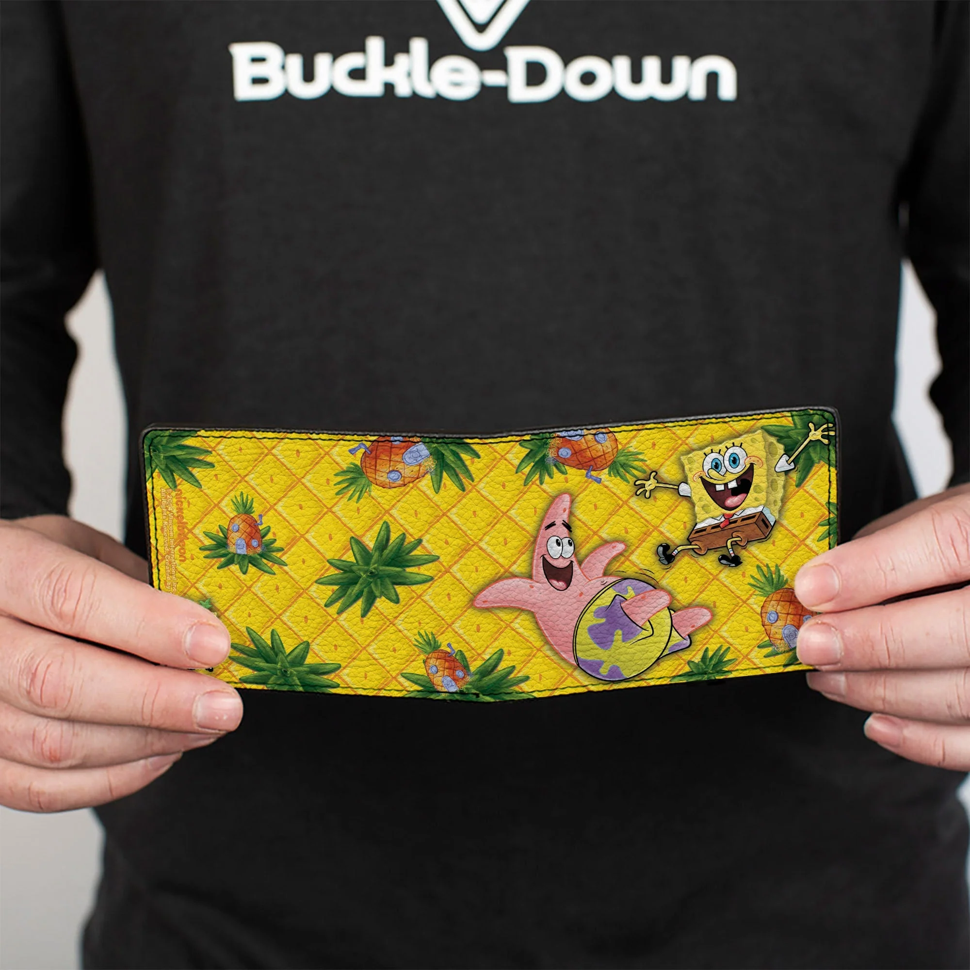SpongeBob SquarePants Bi-Fold Wallet SpongeBob & Patrick Starfish Pose Pineapple Gold Vegan Leather. - Image 4