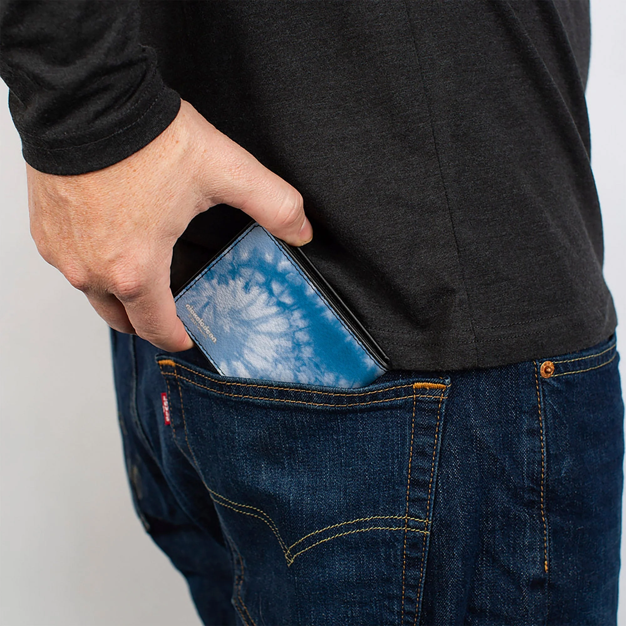 SpongeBob SquarePants Bi-Fold Wallet Imma Head Out Chair Pose Tie Dye Blues Vegan Leather - Image 5