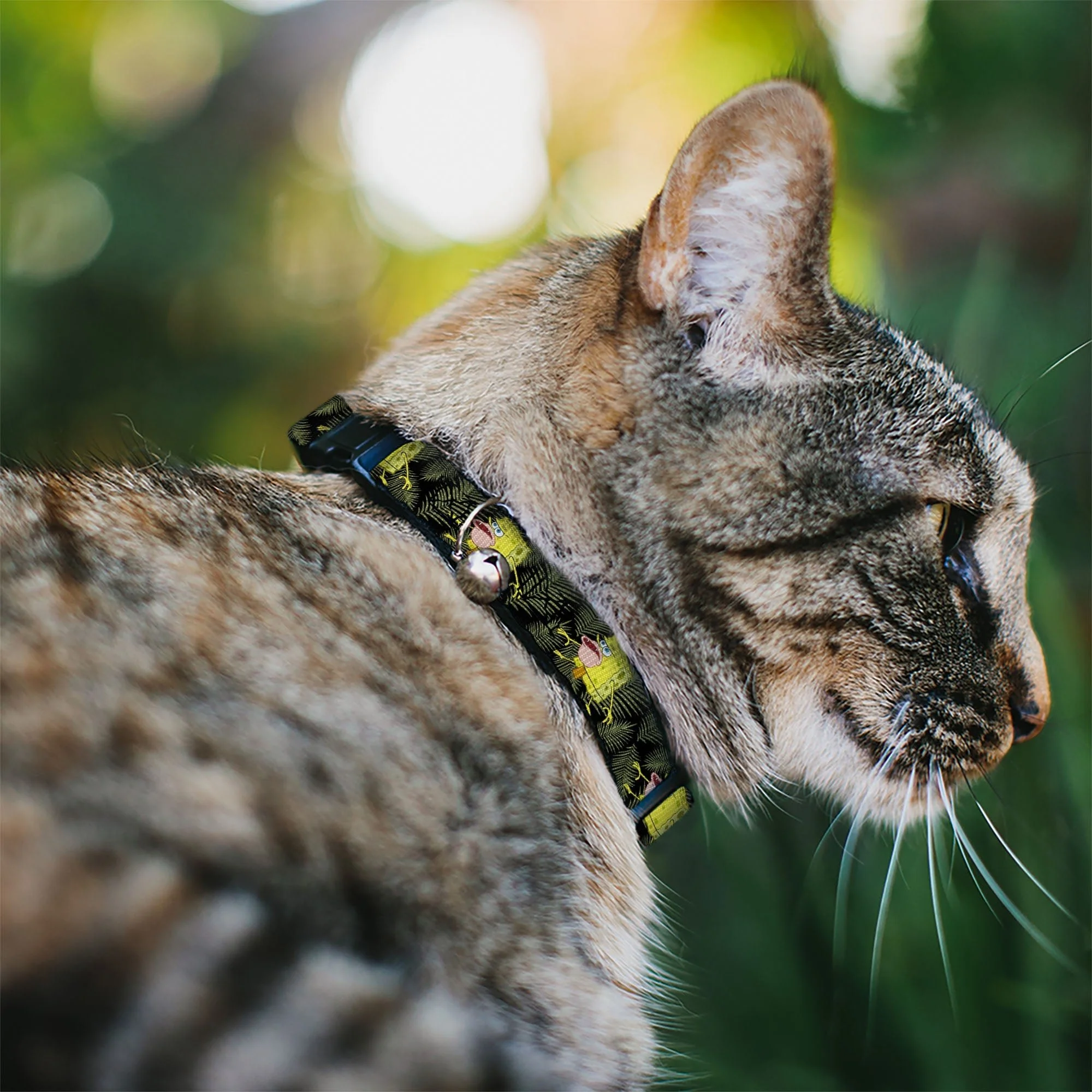 SpongeBob SquarePants Cat Collar Primitive Sponge Pose Leaves Breakaway with Bell Black Green - Image 2
