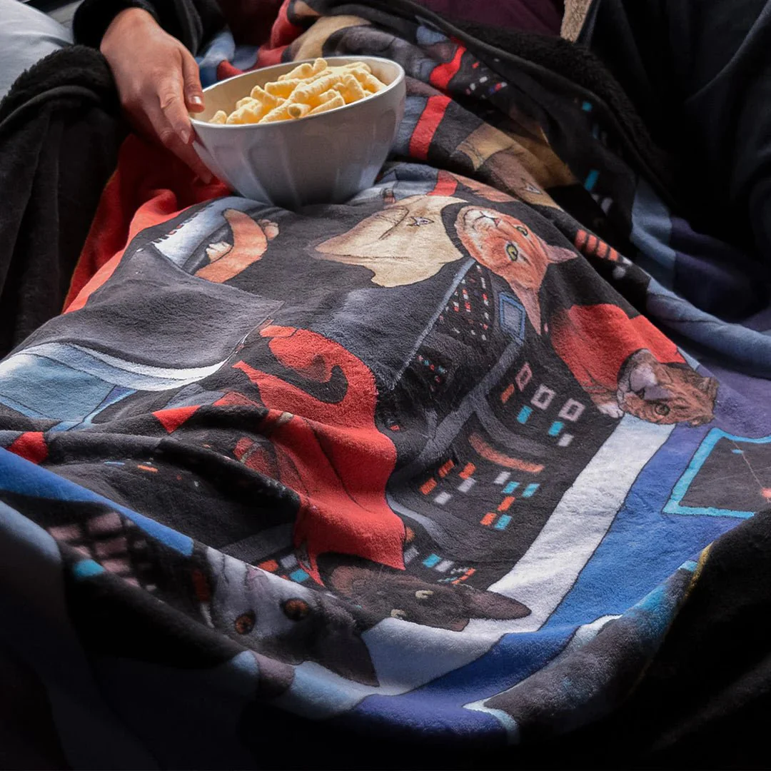 Star Trek: The Original Series Crew Cats Black Sherpa Blanket - Image 3