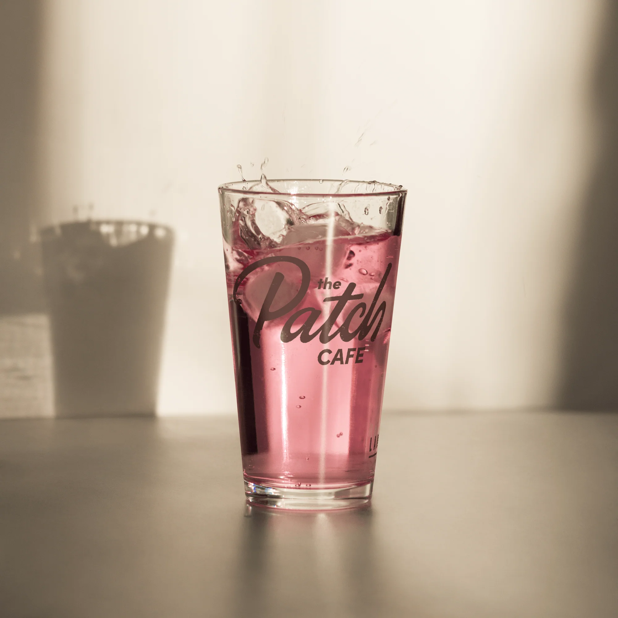Landman Pint Glass The Patch Cafe - Image 3