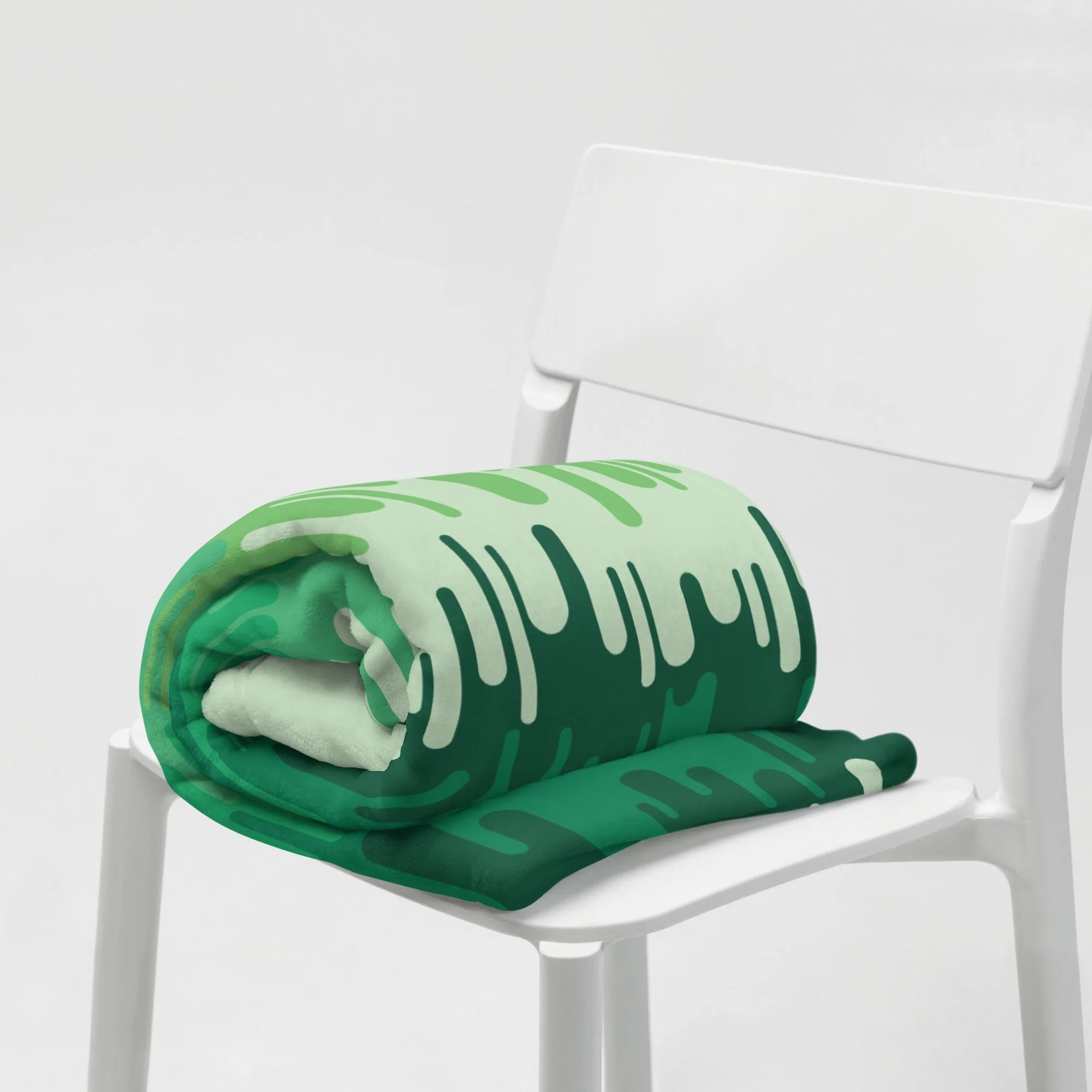 Slime Ombre Green Throw Blanket - Image 2