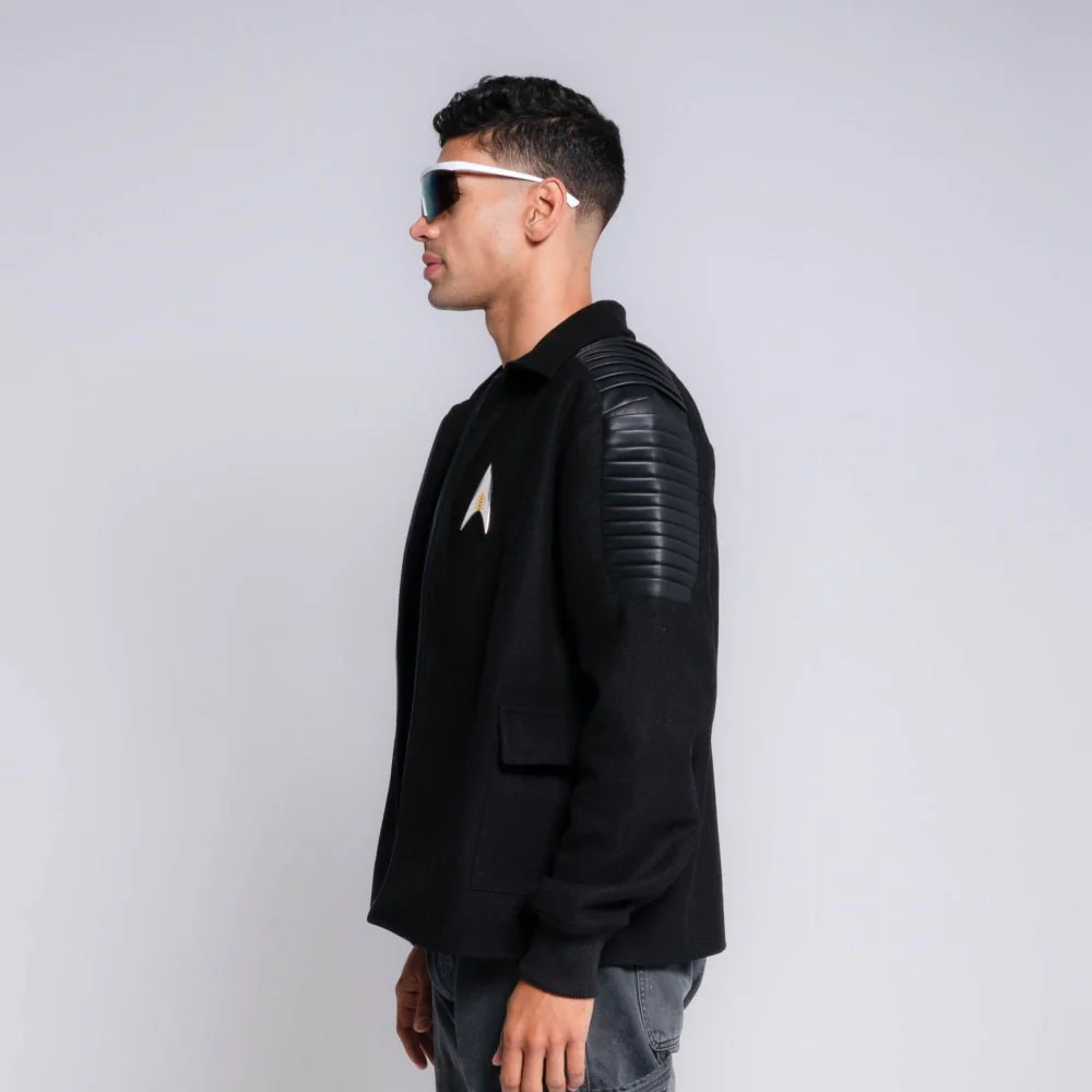 Star Trek: Picard As Seen On Jacket - Image 8