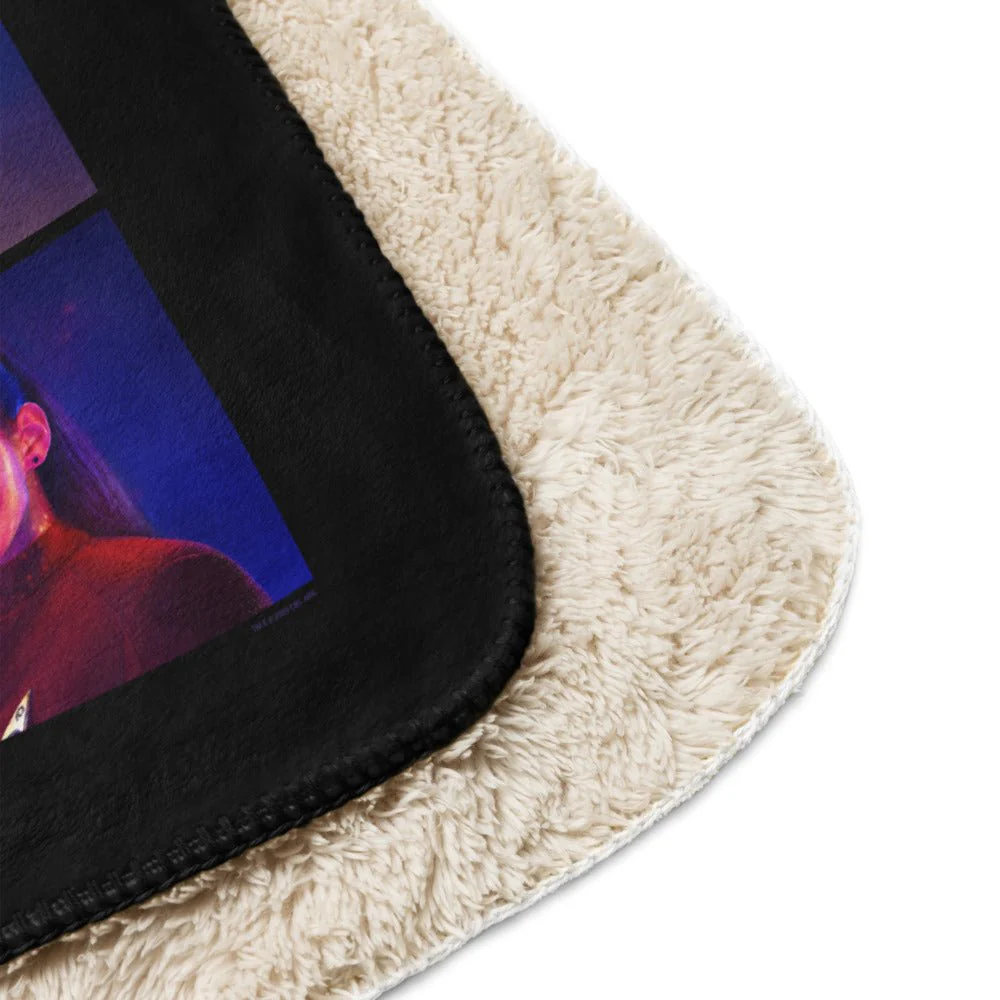 Star Trek: Strange New Worlds Season 3 Premium Sherpa Blanket - Image 12