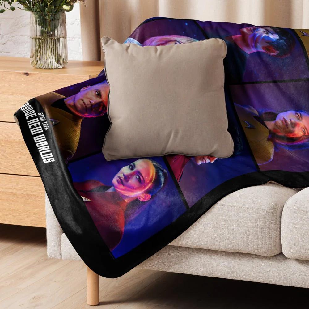 Star Trek: Strange New Worlds Season 3 Premium Sherpa Blanket - Image 21
