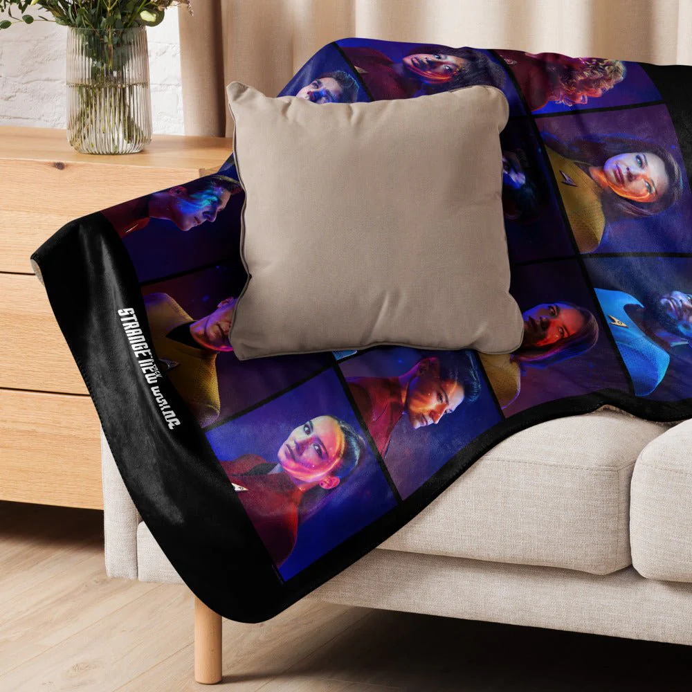 Star Trek: Strange New Worlds Season 3 Premium Sherpa Blanket - Image 7
