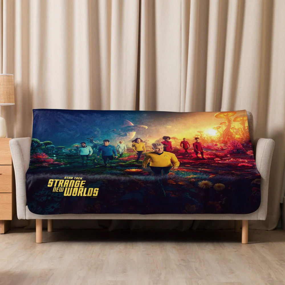 Star Trek: Strange New Worlds Season 3 Premium Sherpa Blanket - Image 8