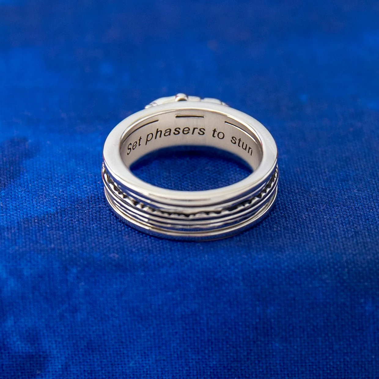 Star Trek x RockLove Phaser Spinner Ring - Image 5
