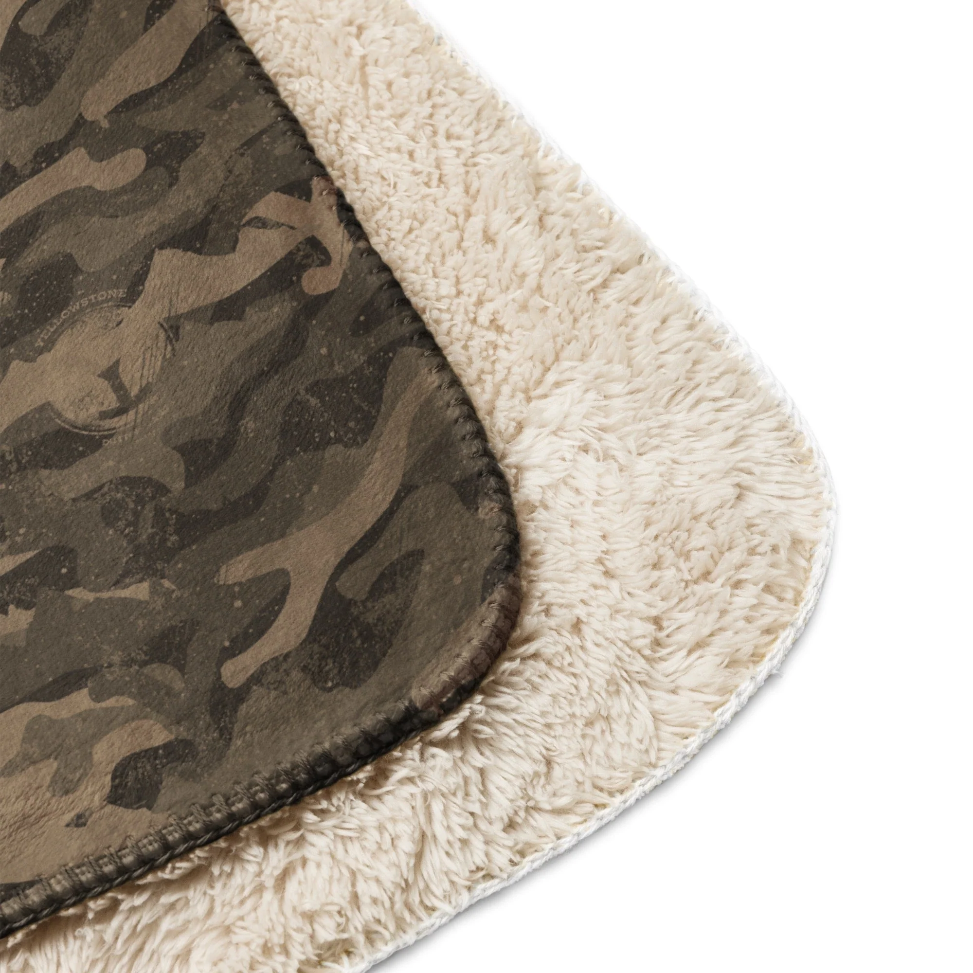 Yellowstone Camo Sherpa Blanket - Image 4
